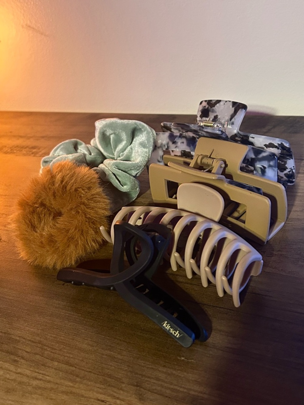 Hair Clips and Scrunchies Accessory Set